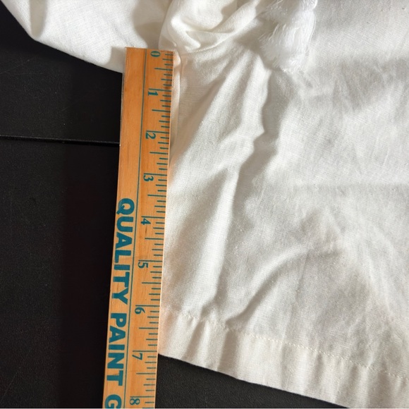 Stella Parker Island Collection Drawstring Linen-Blend Shorts - Picture 9 of 13